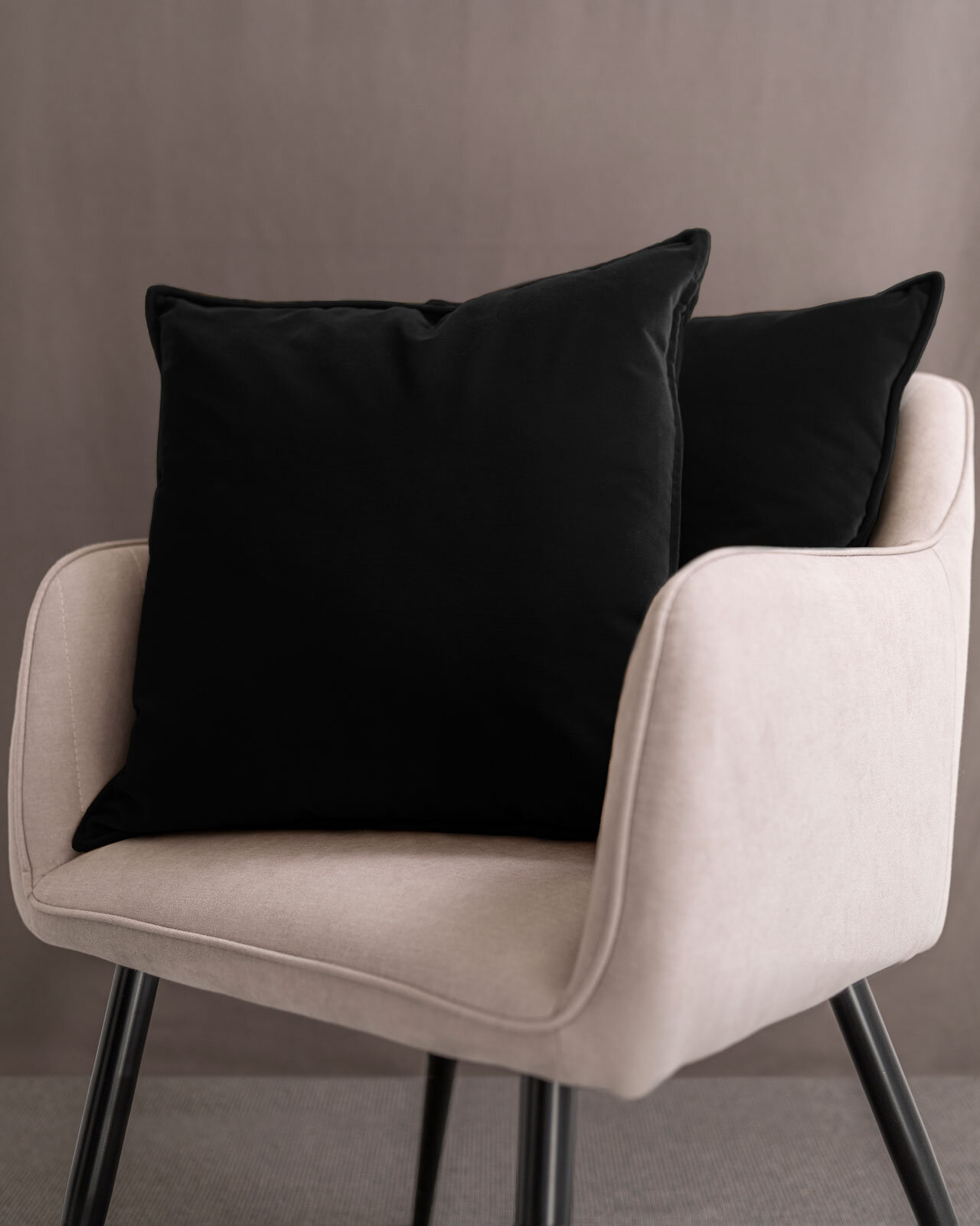 Cuscino arredo - velluto carbone